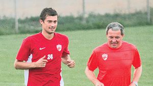 Tamaș: "Dinamo are pile la Auxerre !"