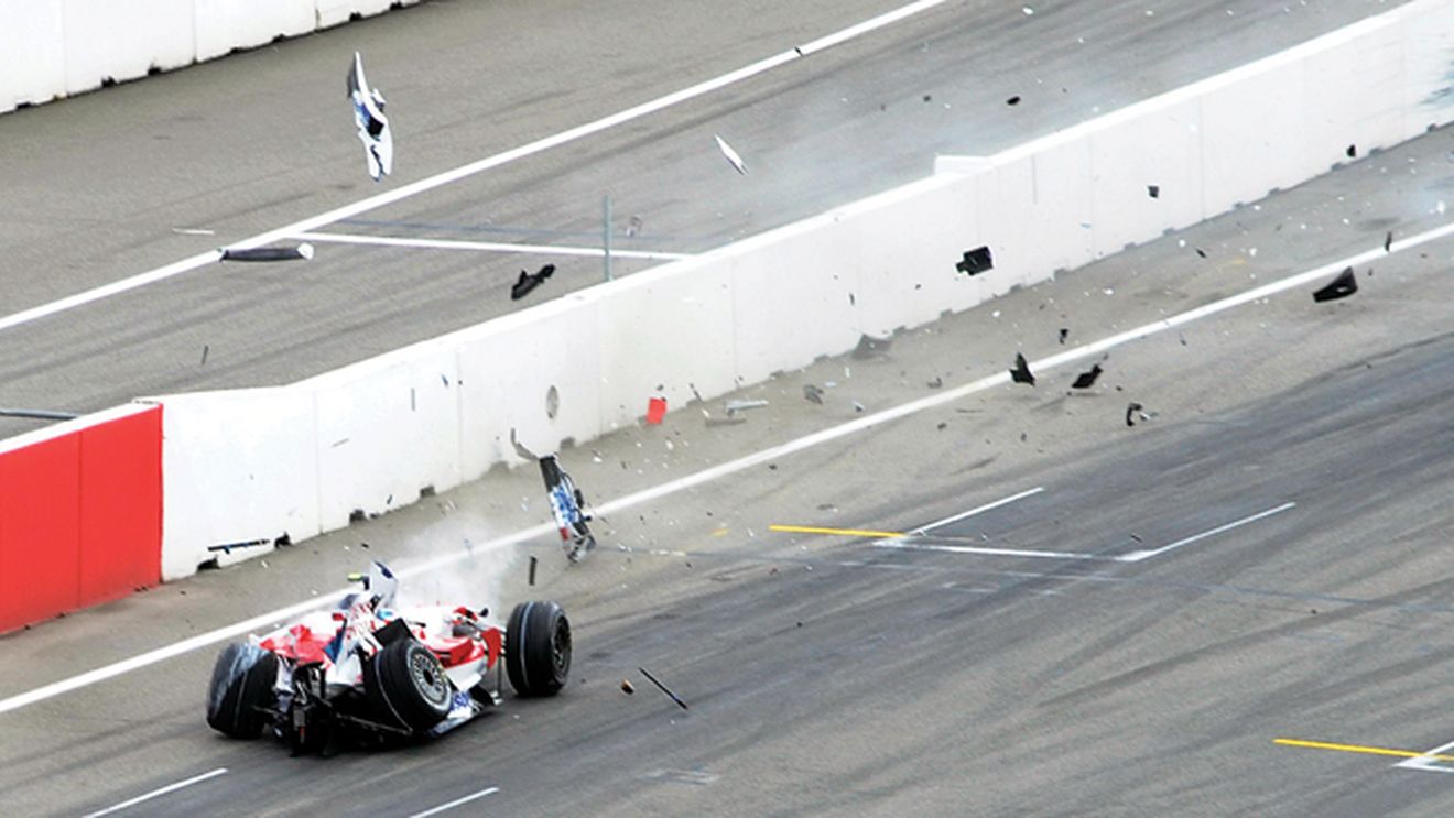 Accident spectaculos la Hockenheim