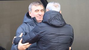 Din nou „pace” între Rednic și Hagi: UTA - Farul 0-0