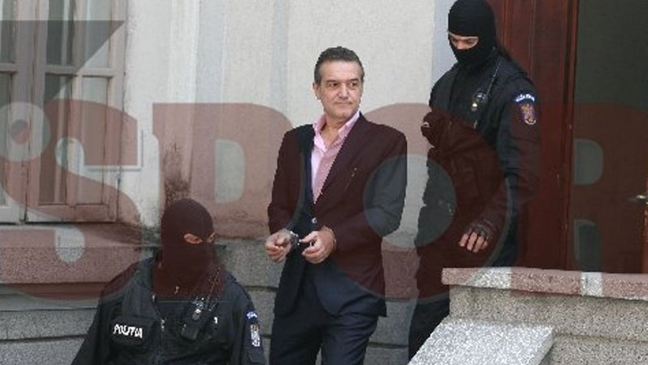 Gigi Becali:** "Am fost batjocorit mai rău decât Ceaușescu!"