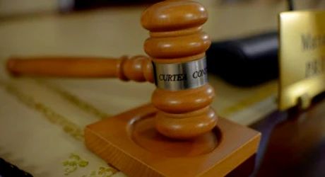 Curtea Constituţională cere renumărarea voturilor de la alegerile prezidenţiale în toată ţara