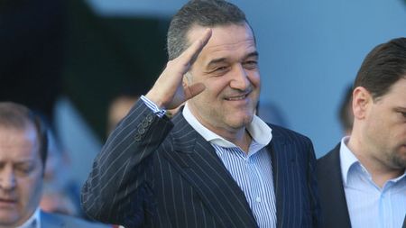 L-a făcut pe Becali să-și scoată pălăria în fața lui!** Gigi, către un jucător: "Împărateeee..."