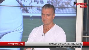 EXCLUSIV | Daniel Pancu: "În fața lor mă simțeam inferior. Clar". Cei doi fotbaliști care l-au făcut pe antrenorul Rapidului să se încline în fața lor. Unul s-a îngrășat pentru că mânca semințe! 