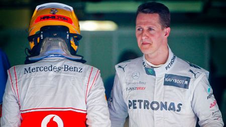 Lewis Hamilton pleacă din pole-position în Marele Premiu al Malaysiei!** Michael Schumacher, al treilea pe grila de start