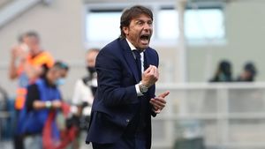 Cum o transformă Antonio Conte total pe Tottenham: patru achiziții, patru plecări și 175 de milioane de euro buget de transferuri!