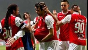 Fotbalul a devenit mai ușor cu Rusescu în teren! Jesualdo Ferreira i-a găsit locul lui "Pufulete": "Știe multe despre acest post"