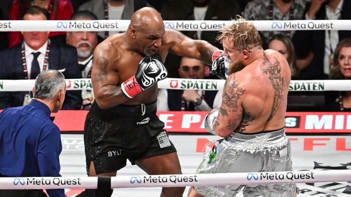 Mike Tyson, întâlnire de gradul zero cu Jake Paul. Au dat nas în nas la petrecerea lui Donald Trump