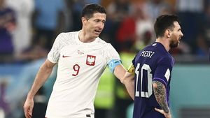 Gestul prin care Leo Messi l-a sfidat pe Robert Lewandowski după un fault! Starul argentinian nici nu l-a privit în ochi | FOTO