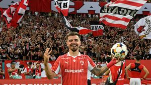 Scoțianul Danny Armstrong, reacție spumoasă după ce a dat un hattrick în Dinamo – FCSB 4-3: „E cel mai frumos sentiment”