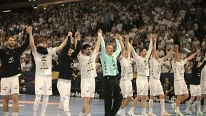 Un fost campion al lui Dinamo, eroul unei calificări miraculoase în Liga Campionilor care a uimit tot mapamondul. De la agonie la extaz! Povestea unui meci intrat direct în istorie: „N-am mai trăit așa ceva”. SPECIAL