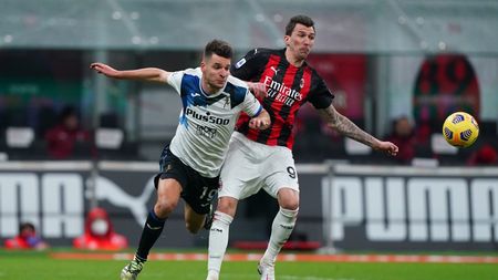 S-a aprins lupta la titlu în Serie A! AC Milan a fost umilită de Atalanta, iar Inter a pierdut două puncte imense. Debut pentru croatul Mandzukic