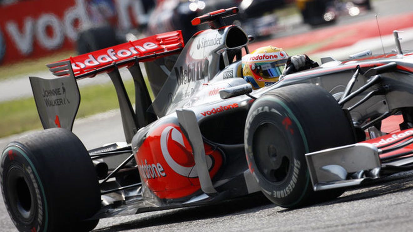 Hamilton, în pole-position la MP din Singapore