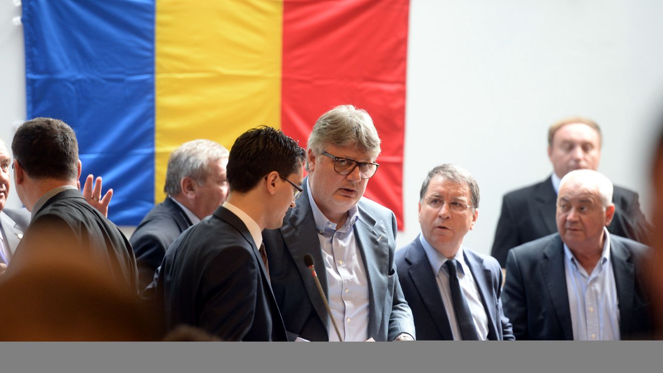 BREAKING NEWS | FRF a aprobat a patra schimbare! În ce condiții pot apela antrenorii la această regulă