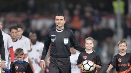 Cel mai bun arbitru pentru cel mai important meci al etapei