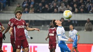 Universitatea Craiova frânge șiragul lui Daniel Pancu. Oltenii trec de CFR Cluj și se califică după prelungiri în semifinale