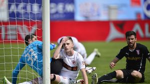 Impresarul neagreat de Dinamo a contactat încă un jucător important din "Ștefan cel Mare". Vali Lazăr a refuzat colaborarea