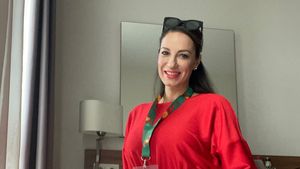 Se poate trăi din gimnastică ritmică?! Ce spune Irina Deleanu, dublă medaliată cu bronz la Campionatul Mondial: „Atât costă un costum! Cei care fac asta au o condiție mai bună de viață” | VIDEO EXCLUSIV ProSport Live