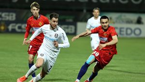 Verdict în lupta pentru titlu din Liga 1. „CFR și FCSB vor merge cap la cap!” Unde se va face diferența
