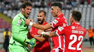 Încep problemele pentru investitorii spanioli! Foștii jucători de la Dinamo își cer drepturile: „Am de recuperat bani!”