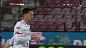 Marius Croitoru, decizie surprinzătoare cu CFR! Tehnicianul și-a schimbat fiul de 17 ani după doar 30 de minute