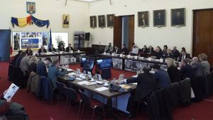 Vot cu emoții, după discuții aprinse. Consilierii locali au votat bugetul pentru Poli Iași, dar au făcut apel la fostul președinte Ciprian Paraschiv să nu blocheze activitatea clubului