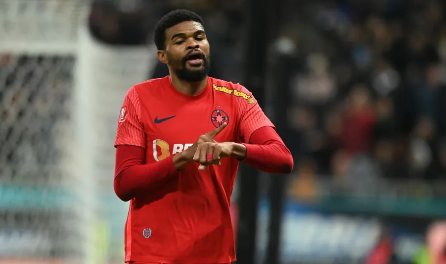 Ce a postat Malcom Edjouma, după ce a aflat că Gigi Becali îl vrea înapoi la FCSB
