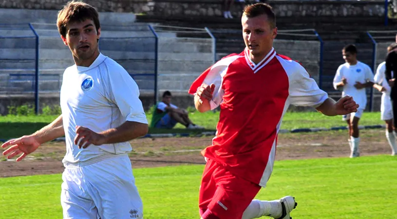 FC Hunedoara** a remizat cu Gloria Arad