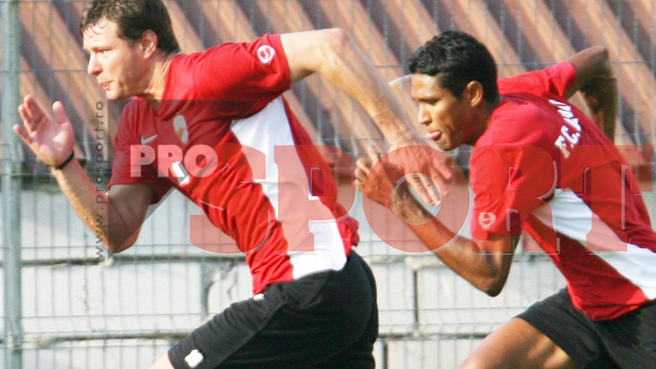 Niculae confirmă: "Sunt jucătorul lui Dinamo"