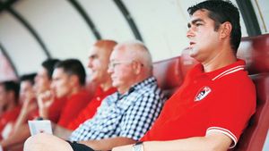 Cătălin Munteanu, în dizgrație!** Surpriza pregătită de Ciobi pentru Gaz Metan! Vezi cum ar putea arăta primul "11" al "câinilor"