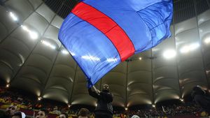 Nebunie în Piața Universității!** Sute de steliști au sărbătorit calificarea Stelei în centrul Bucureștiului