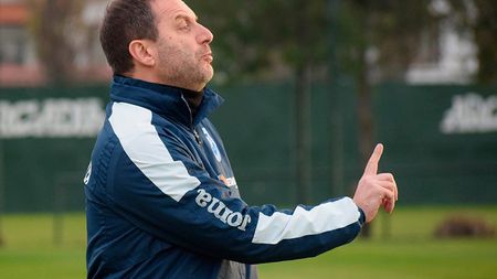 Mangia, "înțepături" către FCSB: "E ca și cum Juventus s-ar lamenta de arbitraje în Italia" 