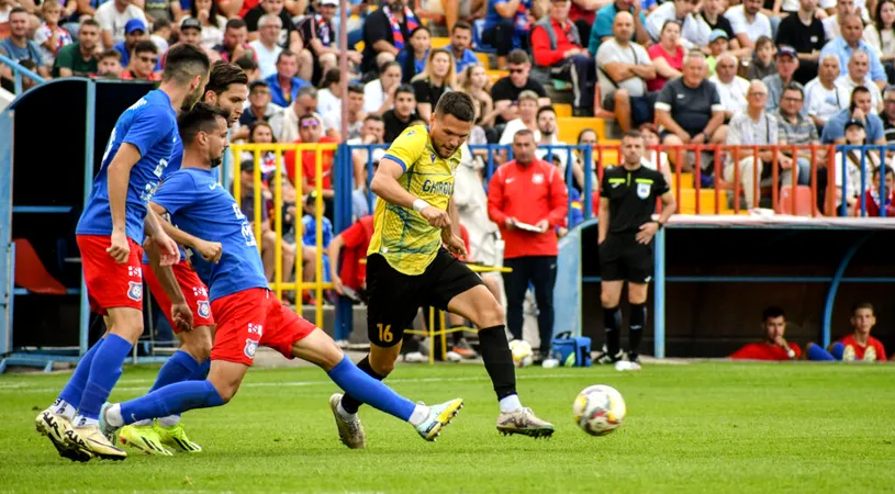 Ghiroda s-a bătut singură la Oradea, cu eliminat din primele minute! Sorin Bălu, fair-play după barajul pierdut, dar nu și promovarea: ”Pentru publicul acesta, Bihorul merită în Liga 2”