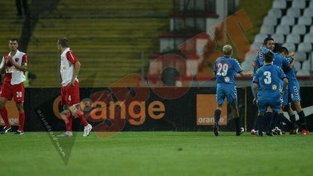 "Am dat gol cu burta! **Nici nu mi-am dat seama că am înscris!"