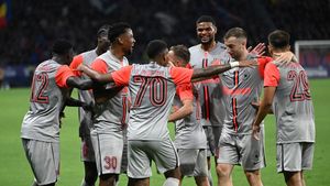 Cum a reacționat jucătorul de la FCSB când a aflat ce salariu îi oferă Gigi Becali! „Nu a dormit două nopți când a auzit suma asta. Pleca desculț la ei”. VIDEO