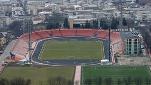 "Derby" cu casa închisă?**