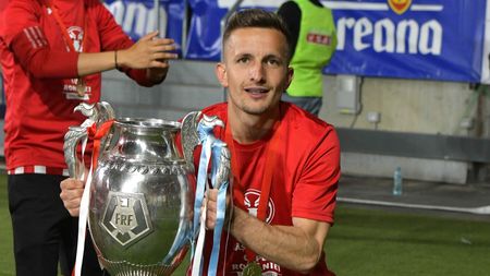 Interviu cu Marius Ștefănescu, „noul” Maxim, convocat în premieră la echipa națională. A „arestat” Cupa României, cu 4 goluri decisive și joacă pe 6 posturi: „Un vis prelungit”