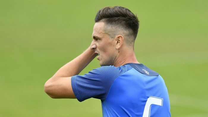 Ce a putut să îi scrie un suporter FCSB lui Florin Gardoş. Mesaj suburban pentru fostul fotbalist al lui Gigi Becali: "Câți ani ai?"