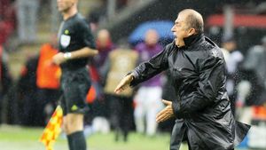 Terim Magnificul!** Antrenorul este la al treilea mandat pe banca Galatei: are cinci titluri cu "leii" și un succes european major, Cupa UEFA, în 2000