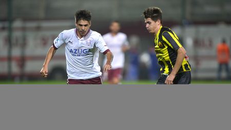 Repetă giuleștenii erorile din 2014? Fără antrenor, fără președinte, Rapid s-a mai despărțit de doi jucători și are doar 5 fotbaliști în lot