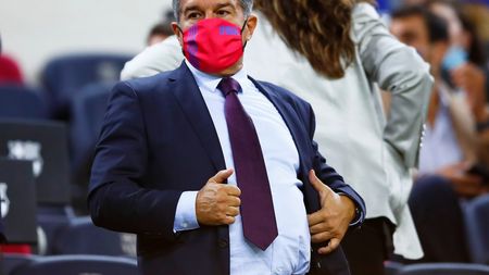 Joan Laporta îl promite fanilor pe Erling Haaland, dar FC Barcelona ar putea transfera de fapt un atacant low-cost de la Al Sadd! Un algerian e dorit de Xavi pe Camp Nou