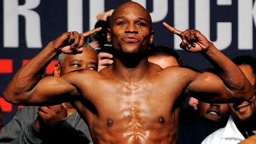 VIDEO Mayweather își prezintă urmașul: 