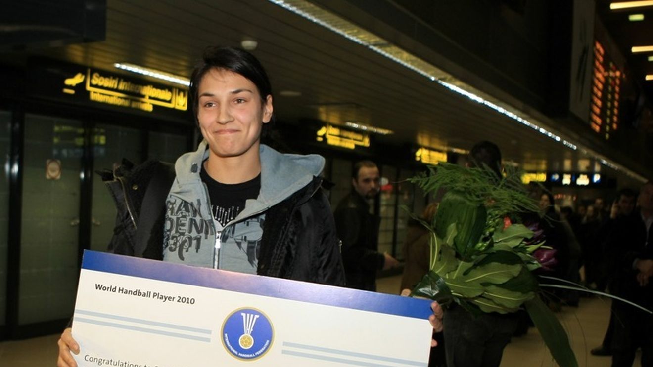 Cristina Neagu se va opera și poate rata CM din Brazilia!** VEZI cât va lipsi cea mai bună handbalistă din 2010