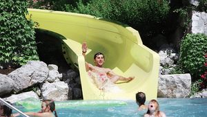 Relaxarea în Antalya, necesară pentru steliști