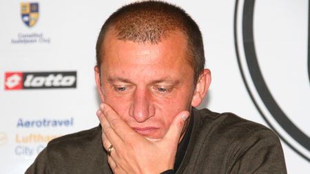 "Dorinel să-și vadă lungul nasului, ce caută la Steaua?"