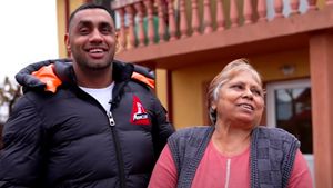 Cum arată mama lui Bănel Nicoliță! Apariție super rară a Mariței | FOTO