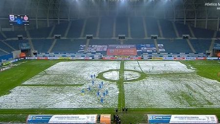 Sorin Cârțu a izbucnit după remiza cu Sepsi: „De ce mai avem încălzire? Oricât ar ninge, terenul trebuie să fie verde” Acuză administratorii pentru starea terenului