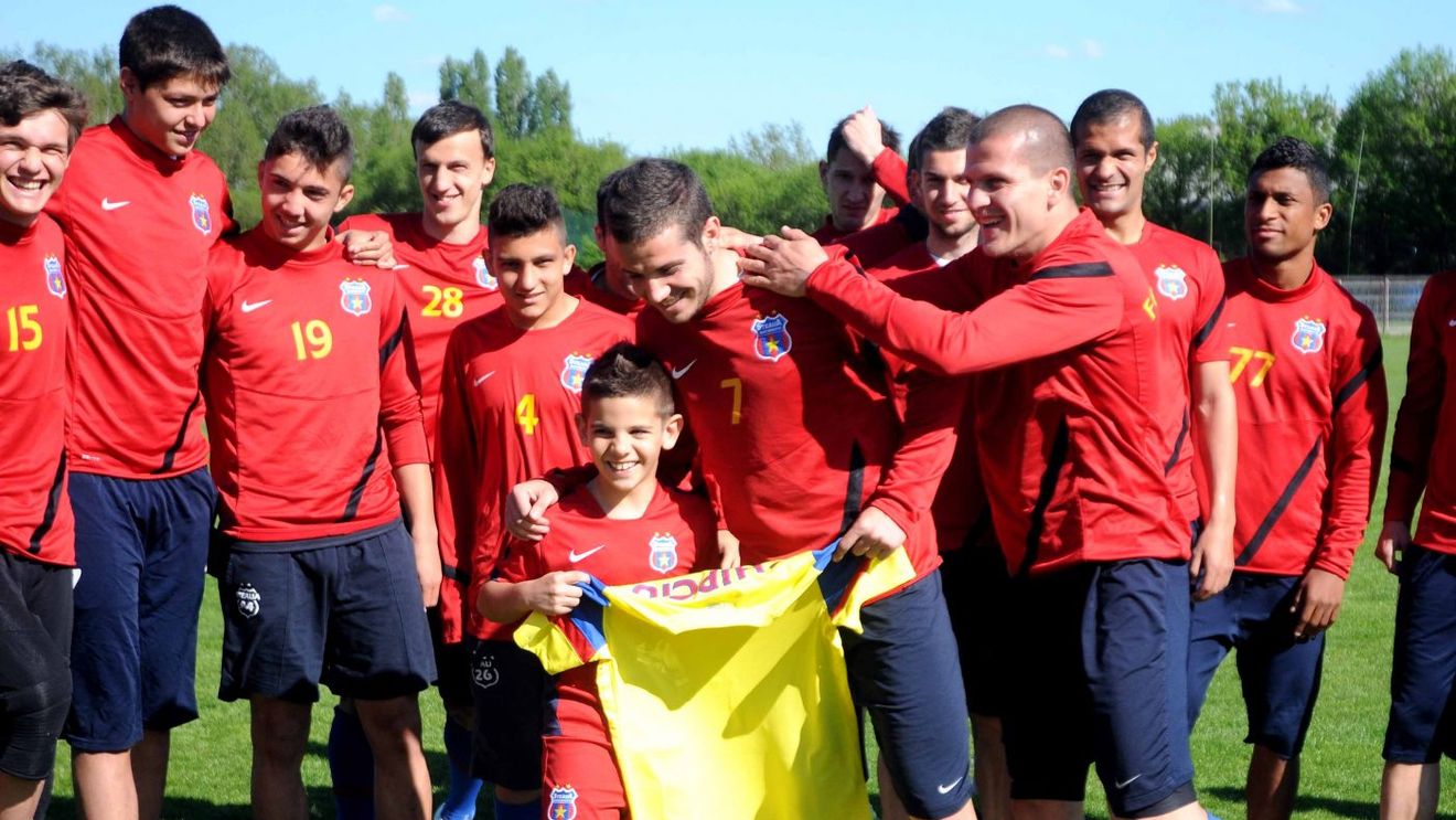 FC U Craiova a rezolvat încă un transfer: fotbalistul care a plâns pe stadion pentru FCSB, prezentat oficial în Bănie!
