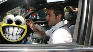 Mutu, prins de carabinieri cu un bărbat dubios în portbagaj!