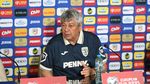 Cele două surprize incredibile pe care Mircea Lucescu le-ar fi pregătit în lotul României pentru barajul cu Turcia!