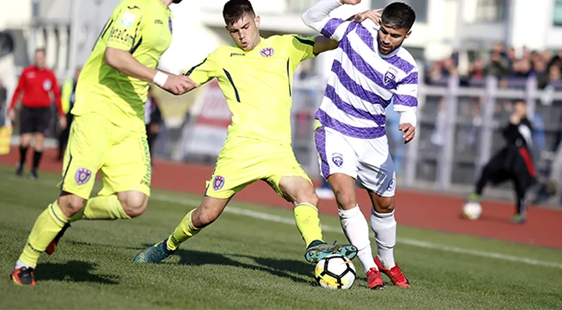 Poli încheie turul cu o victorie sonoră, 3-0 cu ASA.** Bogdan Andone, fericit după un nou meci în care 